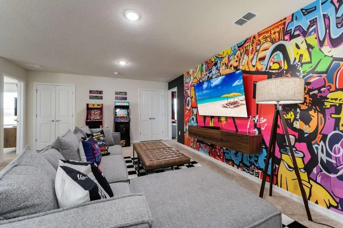 Villa Spectacular 8Br Home W Pool Theater Theme Room Davenport